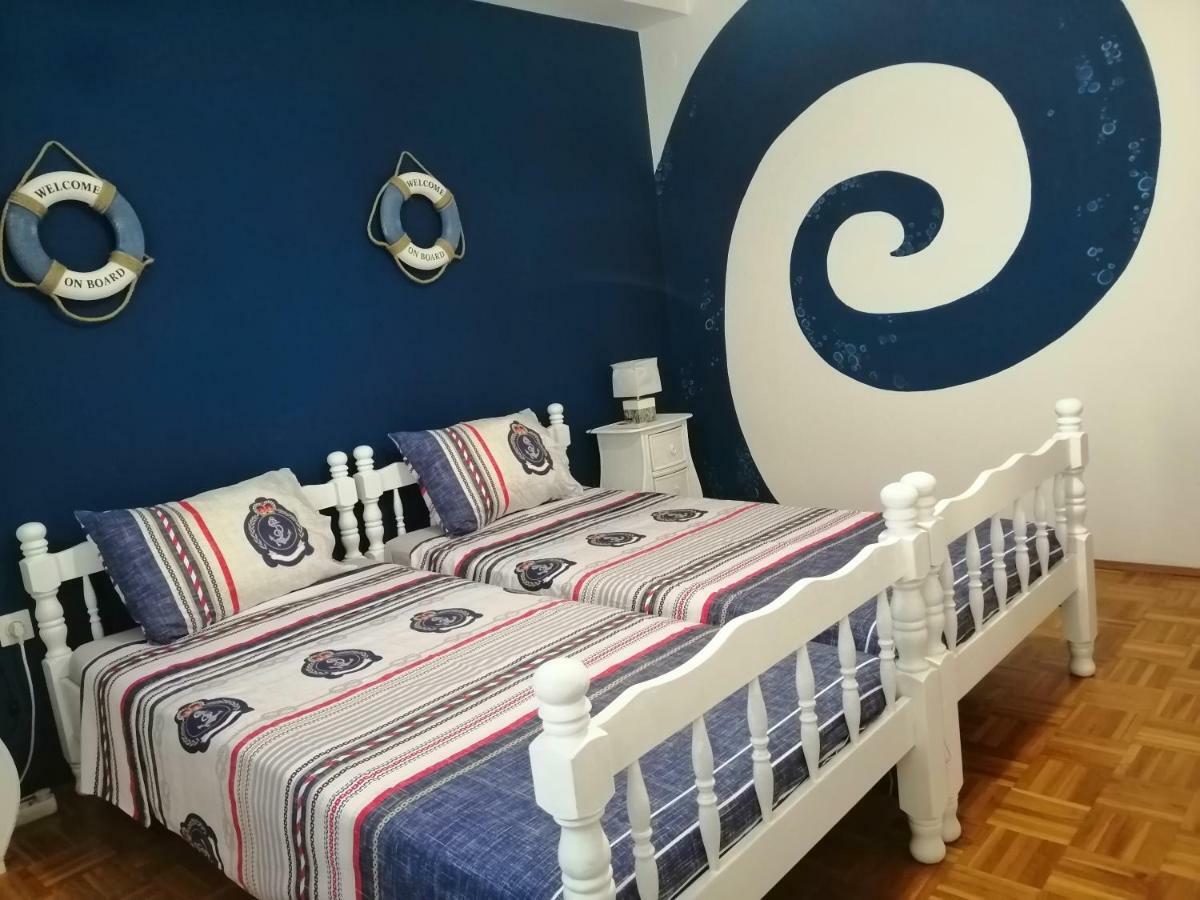 Ferienwohnung Donna Dervis Herceg Novi Exterior foto
